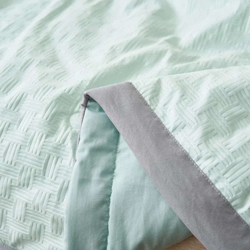 CoolBreeze Comfort Quilt