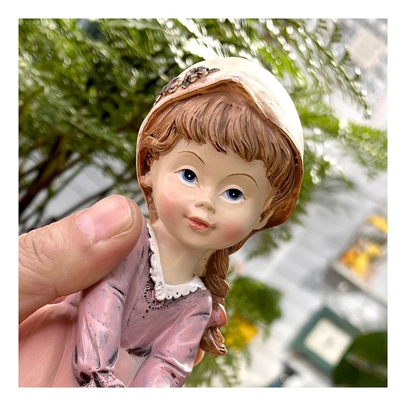 American Sweethearts Desktop Figurine Set