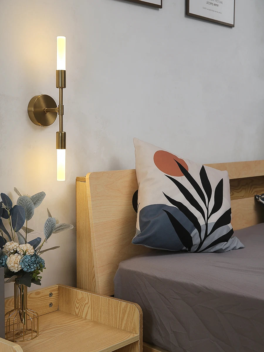 Minimalist Double Heads Wall Sconce