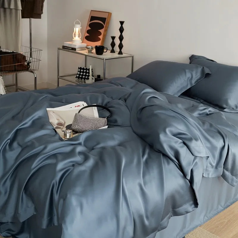 Eucalyptus bedding set featuring a tranquil design, perfect for a peaceful night's sleep.