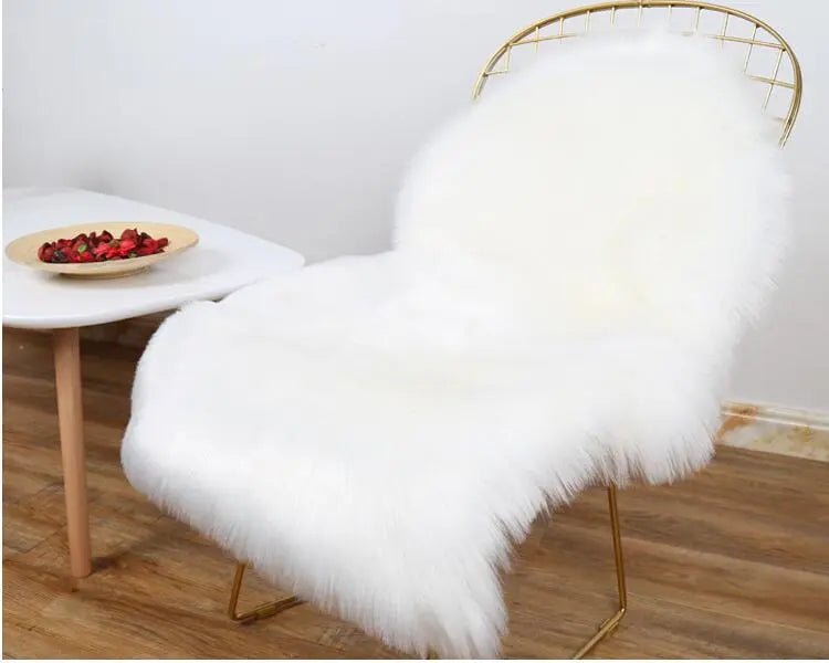 Its washable design ensures that you can keep it looking and feeling fresh with minimal effort and a relaxing place for you to rest your feet or simply lounge.