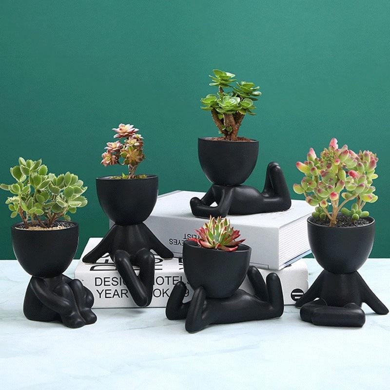 alt image 2 for Black Ceramic Vase