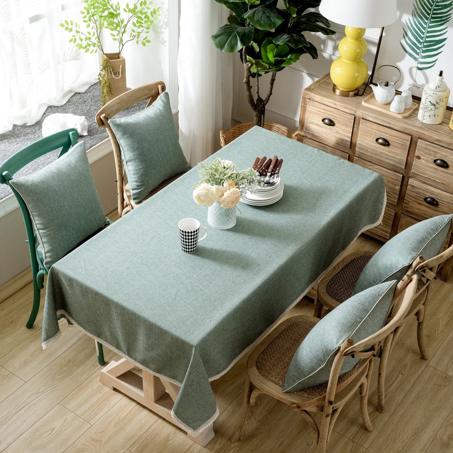 Lace Tassel Linen Tablecloth
