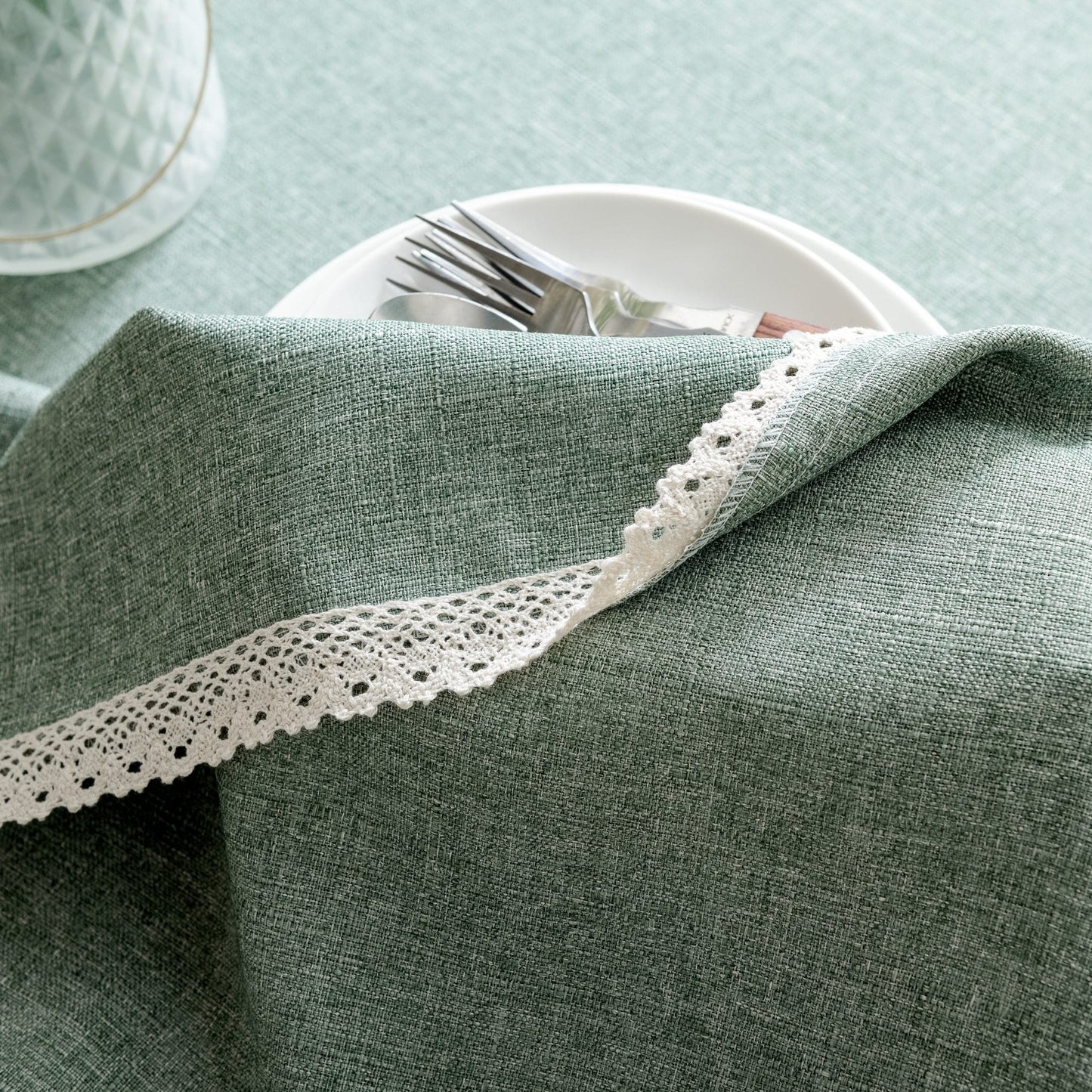 Lace Tassel Linen Tablecloth