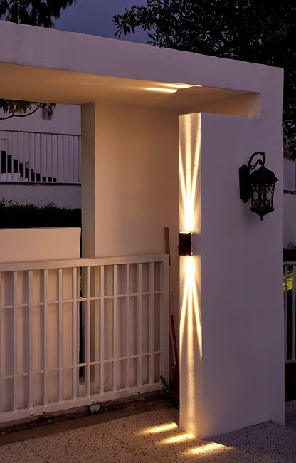 3 Beam Waterproof Outdoor Light