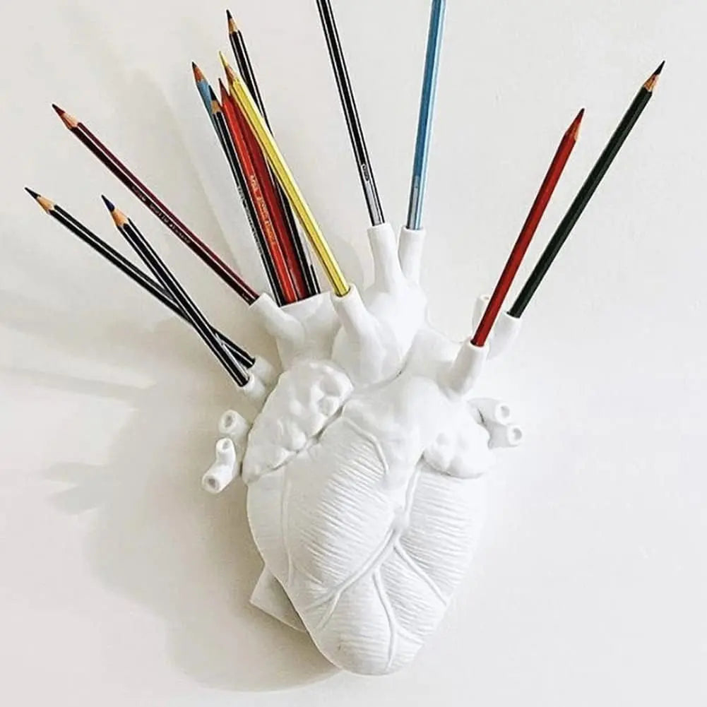 Anatomical Human Heart vase - Decorstly