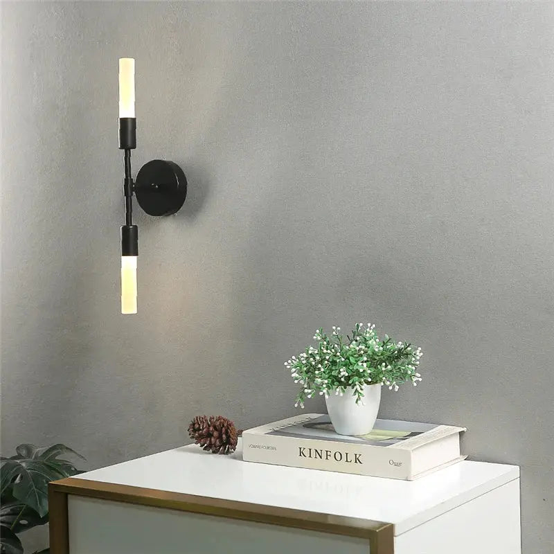 Minimalist Double Heads Wall Sconce - Decorstly