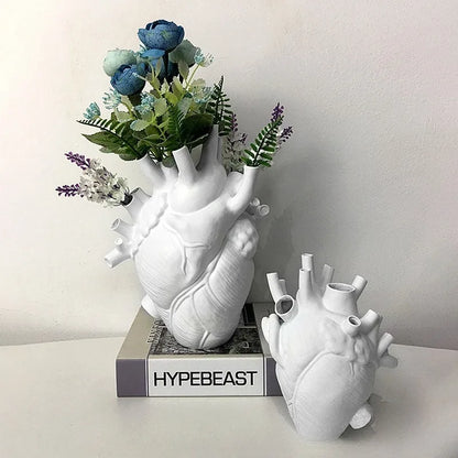Anatomical Human Heart vase - Decorstly