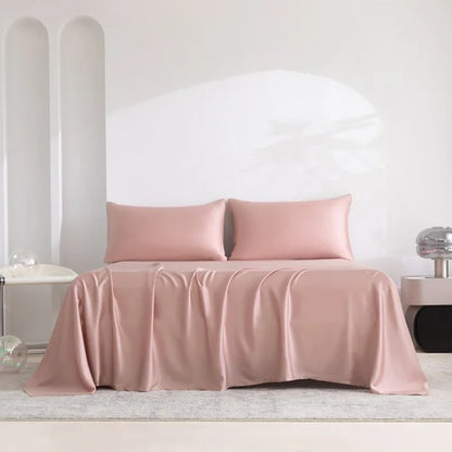 Satin bedding set with a touch of summer elegance.