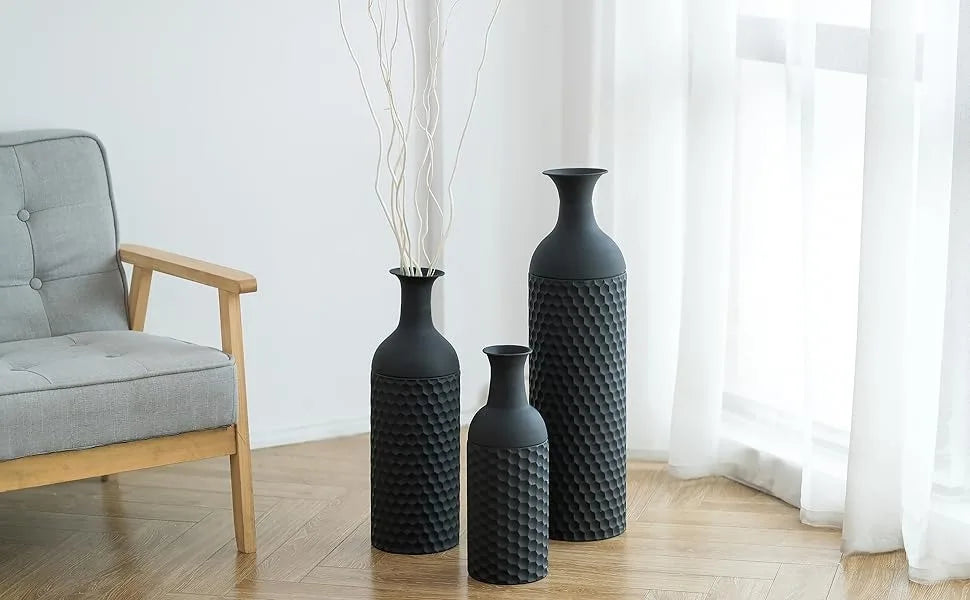 Honeycomb Texture Black Vases