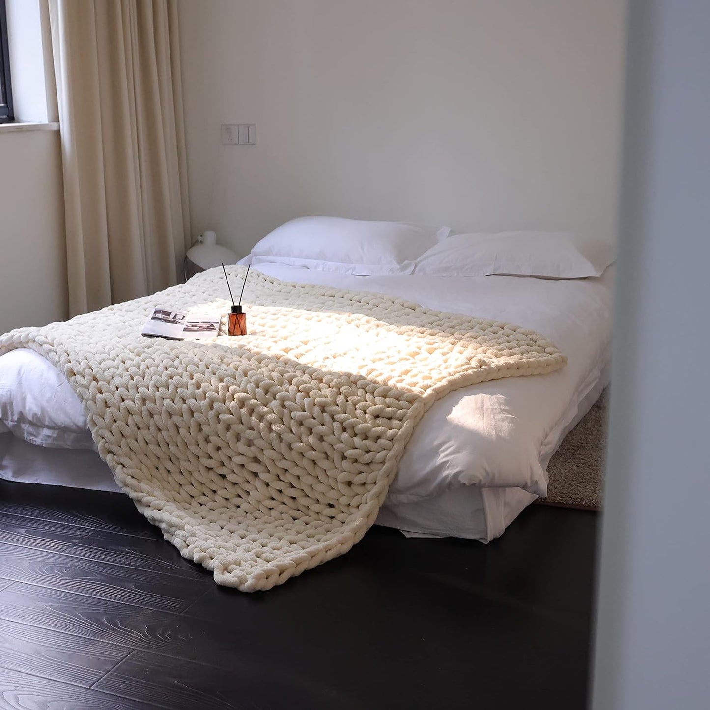 Thick Knitted Throw Blanket