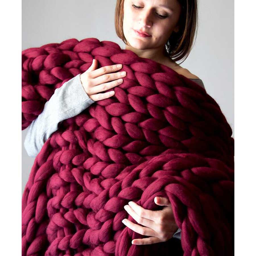 Thick Knitted Throw Blanket: Red