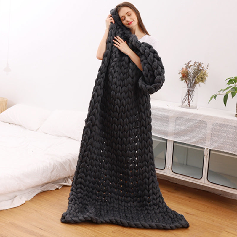 Thick Knitted Throw Blanket: Black