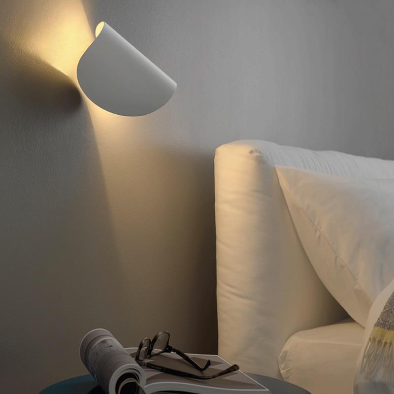 Steep Wall Lamp