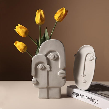 alt image 1 for Minimalist Face Vases
