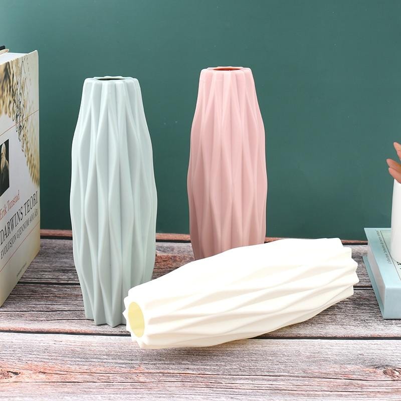 Plastic Flower Vase for tabletop decor