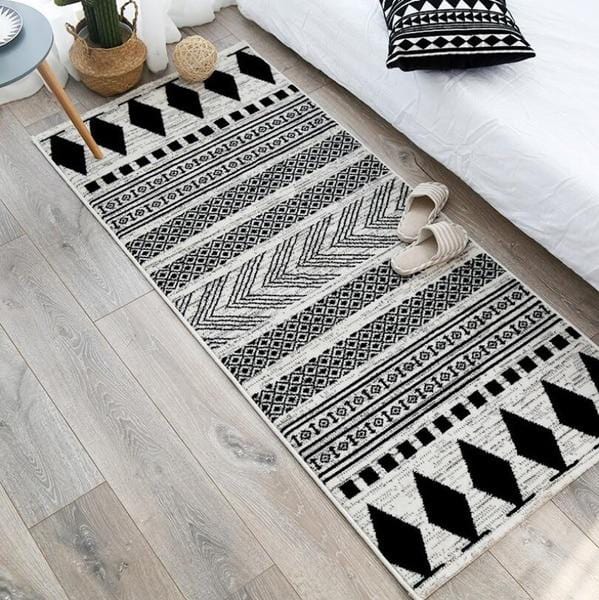 alt image 1 for Black White Moroccan Rug